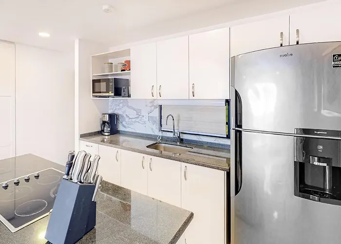 Alina 203a @ Morgan Residences